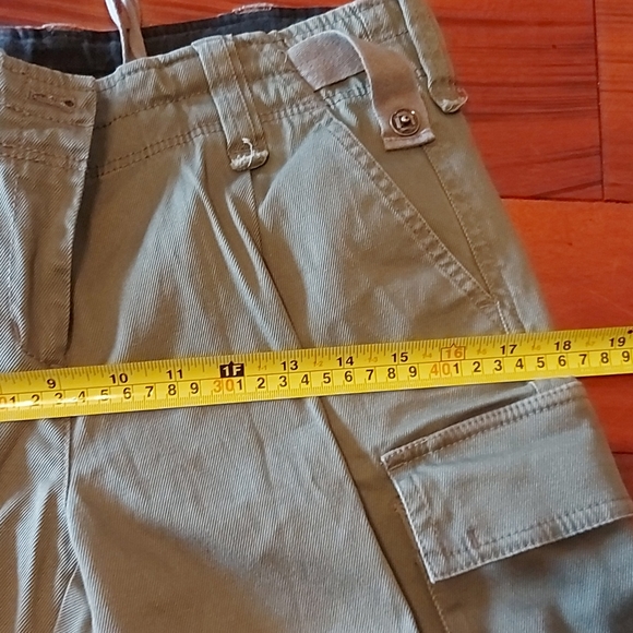 Cargo pants. DKNY size 6 - Picture 11 of 12